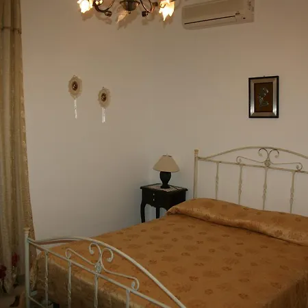 Montesole Holiday Bed & Breakfast 3*